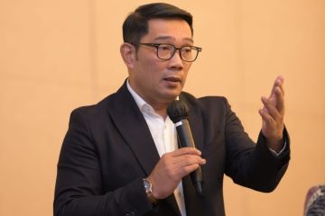 Gubernur Jabar minta guru di Cirebon pengkritik dirinya tak dipecat