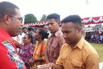 Memberdayakan pemuda Biak melalui kegiatan usaha