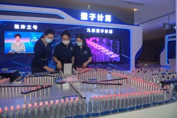 Tim ilmuwan China cetak rekor dalam distribusi kunci kuantum