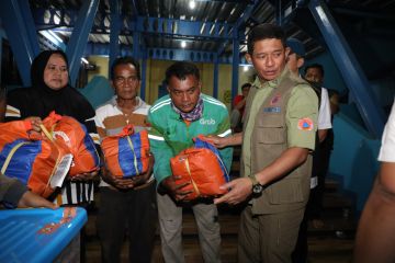 Kepala BNPB serahkan DSP Rp500 juta dan relokasi di longsor Bogor