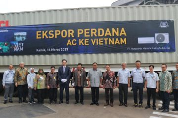 Ekspor Perdana AC PT Panasonic Manufacturing Indonesia ke Vietnam