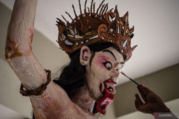 Pembuatan Ogoh-Ogoh Jelang Hari Raya Nyepi