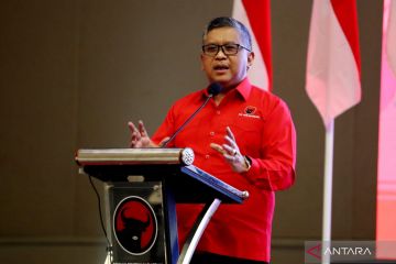 Hasto ingatkan jajaran PDIP bangun kehidupan lebih baik bagi rakyat