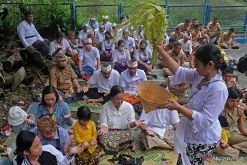 Upacara Melasti di Magelang