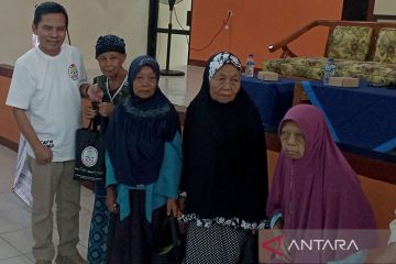 KAFH Unsoed bagikan paket sembako untuk warga tidak mampu