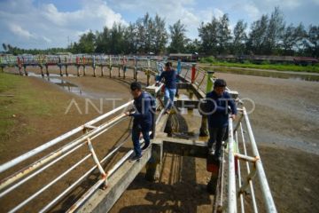 Objek Wisata Rusak Di Padang Pariaman