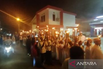 Santri di Palembang gelar pawai obor sambut Ramadhan