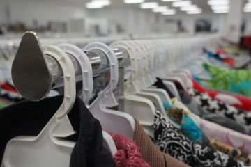 IFC:"Thrifting" baju bekas impor ilegal rusak keunikan produk fesyen