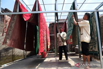 Permintaan laundry karpet masjid meningkat jelang ramadhan