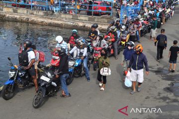 Penyeberangan antarpulau di Ternate melonjak jelang Ramadhan