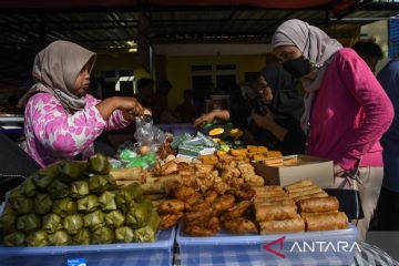 Pasar takjil Bendungan Hilir