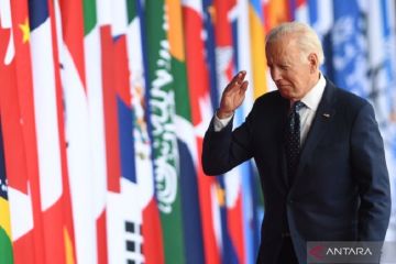 Biden akan gelar KTT trilateral dengan pemimpin Korsel, Jepang
