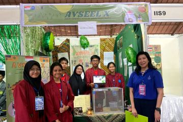 Siswa SMAN 10 Surabaya sabet emas di ajang YISF 2023