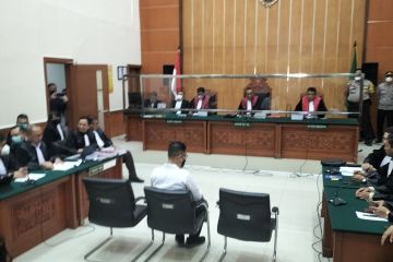 Hakim tolak permintaan kuasa hukum Doddy terkait pembelaan