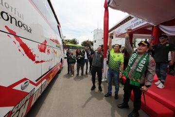 Wali Kota dan Bonek gaungkan Tret Tet Tet dukung Persebaya di Semarang