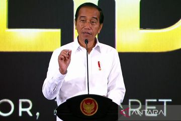 Jokowi mau rem separuh wisatawan nusantara pelesiran ke luar negeri