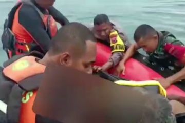 Basarnas Maluku evakuasi jenazah nelayan di pulau buru