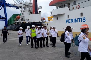 Dirjen Perhubungan Laut cek kelaikan kapal angkutan mudik di Malut