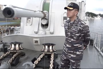 KRI Fatahillah-361 lakukan patroli keamanan laut di perairan ALKI II