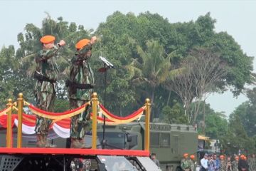 Menhan Prabowo diangkat menjadi warga kehormatan Kopasgat TNI AU