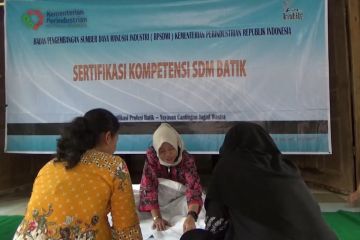 Menjaring pembatik berkompeten melalui uji sertifikasi