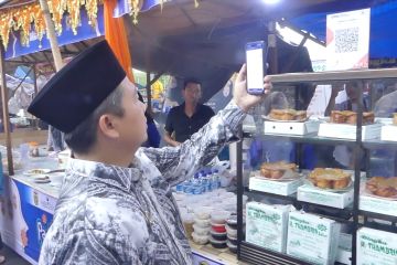 Pasar Wadai Ramadhan Banjarmasin mulai terapkan pembayaran nontunai