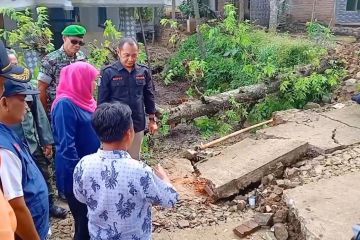 Pemprov Jatim sediakan anggaran relokasi korban bencana tanah gerak