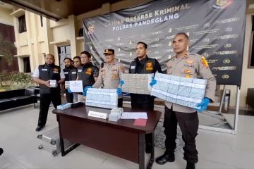 Proyek bodong 5 perusahaan, polisi sita uang tunai Rp1,4 miliar