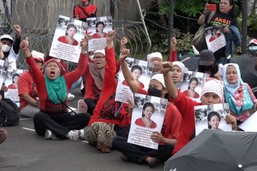 Gelar aksi damai, perempuan Indonesia serukan harapan