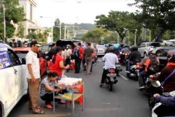 Wali Kota Semarang imbau warga tidak bagikan takjil di jalanan