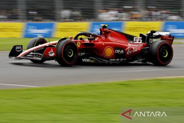 FIA tolak banding Ferrari atas penalti Sainz di GP Australia