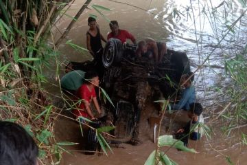 Banjir berdampak pada 5.557 orang di tujuh kecamatan di Kabupaten Bima