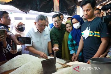 Bapanas pastikan harga dan stok sembako di pertengahan Ramadhan aman