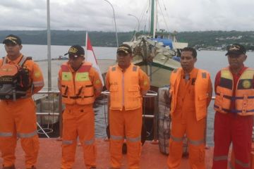 Basarnas cari tiga penumpang kapal mati mesin di Buton Selatan