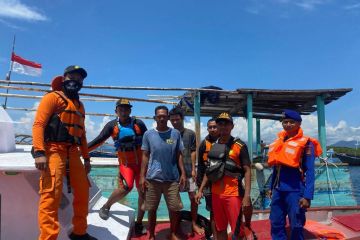 Tim SAR Gabungan temukan dua nelayan dari kapal mati mesin di Sikka
