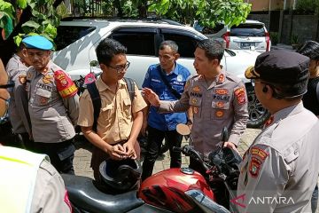 Polrestro Jaksel pastikan siswa miliki SIM kendaraan bermotor