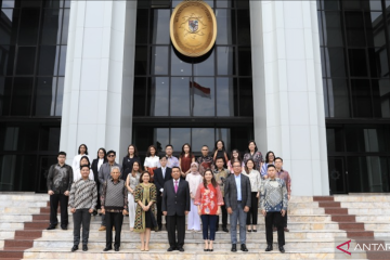 MA lepas Delegasi Indonesia ke AS untuk kompetisi Moot Court