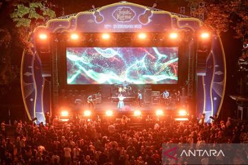 Penampilan grup musik di Ramadhan Jazz Festival 2023