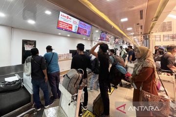 Bandara Hang Nadim tambah penerbangan hadapi lonjakan penumpang mudik