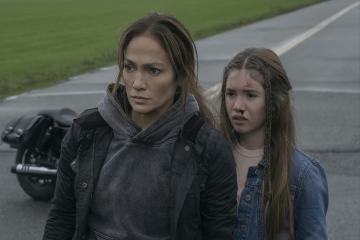 Jennifer Lopez mainkan karakter pembunuh sekaligus ibu di "The Mother"