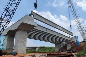 WSBP Lakukan Erection Girder Pada Proyek CCTW Seksi 2