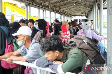 Jumlah penumpang di Pelabuhan Bakauheni pada H-6 naik 173 persen