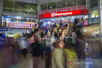 Jelang Lebaran pusat perbelanjaan di Kalsel ramai