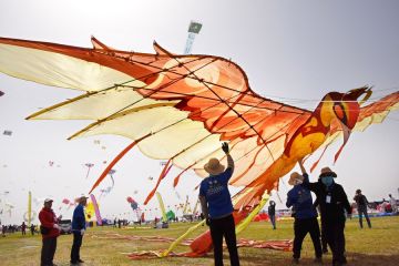 Festival layang-layang China tarik peminat dari dalam dan luar negeri