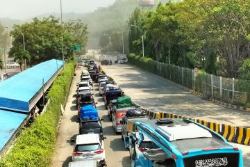 Pemudik masih terus berdatangan di Pelabuhan Bakauheni pada H-3