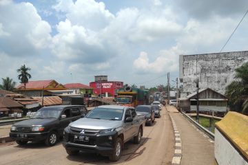 Sejumlah ruas Jalan Lintas Timur Sumatera macet