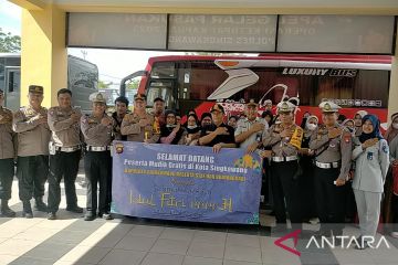 69 masyarakat Singkawang ikuti  program mudik Lebaran gratis