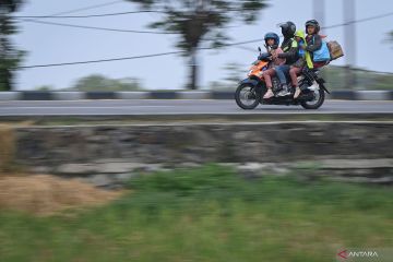 Pakar paparkan cara jaga keamanan anak saat berkendara di jalan raya