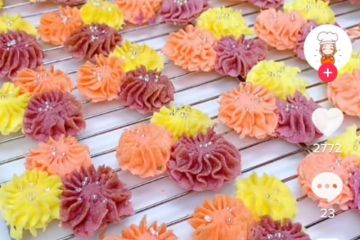 Resep kue semprit dahlia tiga warna untuk jamuan saat Lebaran