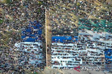 Warga Palestina rayakan hari raya Idul Fitri